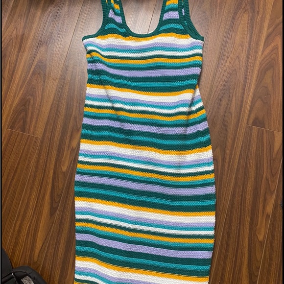 BnWT Roots crotchet dress - Picture 2 of 2